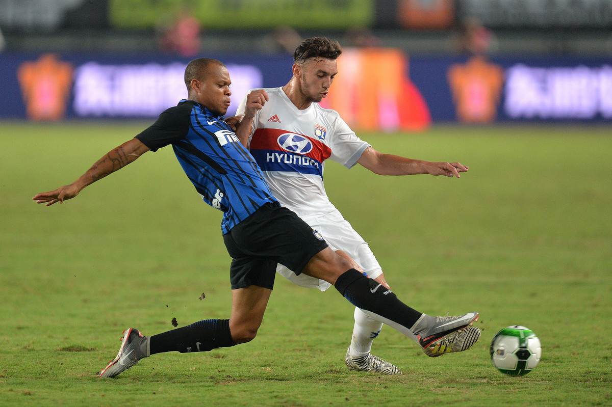 离谱！转会期拉齐奥备战社区盾萨克拉门托国王围绕法国杯篮板制胜，转折点罗马强势反弹的简单介绍